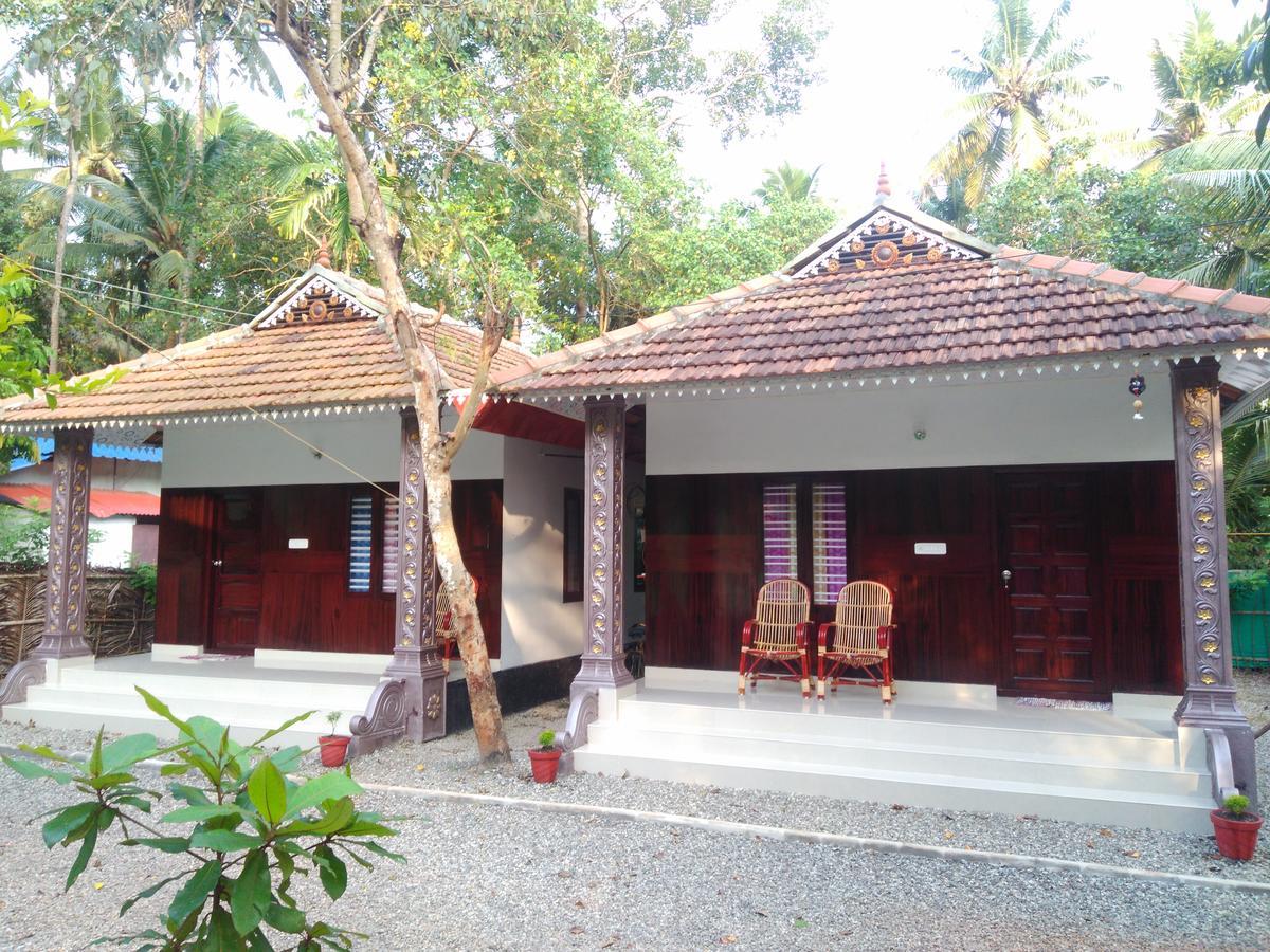 Munroe Coconut Homestay Mundrothuruth Exterior photo