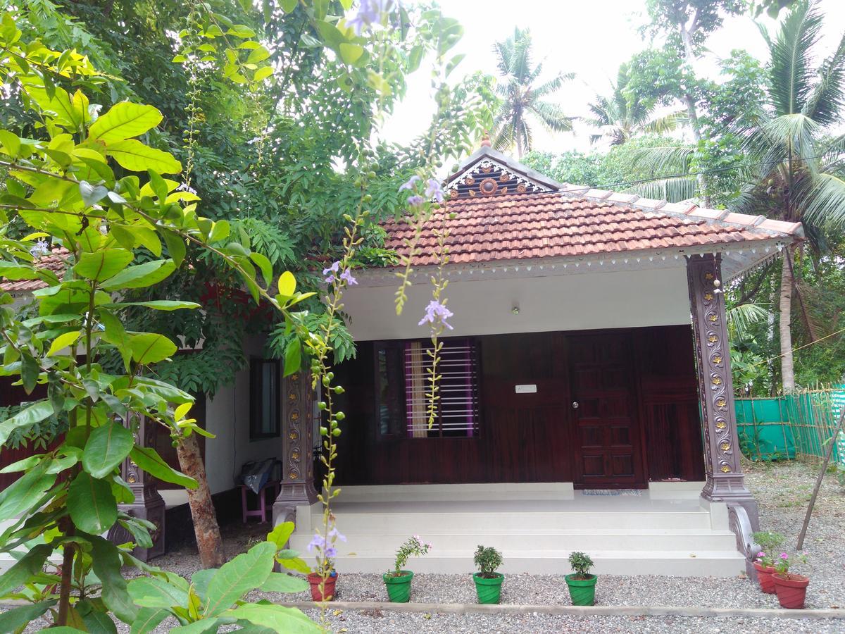 Munroe Coconut Homestay Mundrothuruth Exterior photo