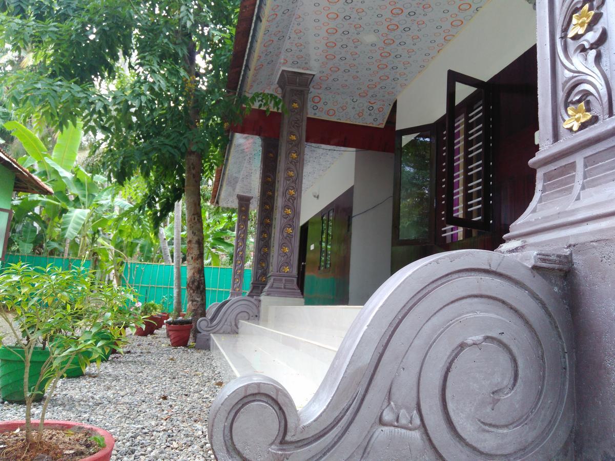 Munroe Coconut Homestay Mundrothuruth Exterior photo